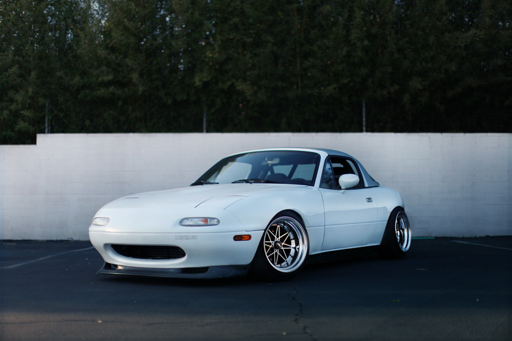 Slick Stance Posted on April 6 2011 by StancevD NA MX5 on Work Equips